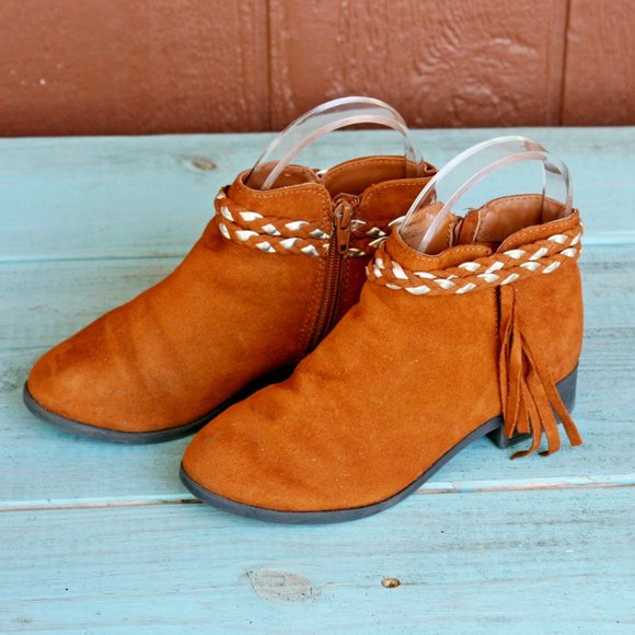 wonder nation Other - Wonder Nation Rust Brown Ankle Booties Fringe Sz 2